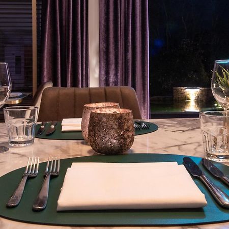 Asperion Hillside Hotel Guildford Ngoại thất bức ảnh