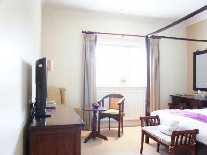 Asperion Hillside Hotel Guildford Ngoại thất bức ảnh