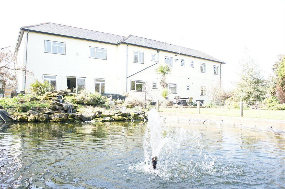 Asperion Hillside Hotel Guildford Ngoại thất bức ảnh