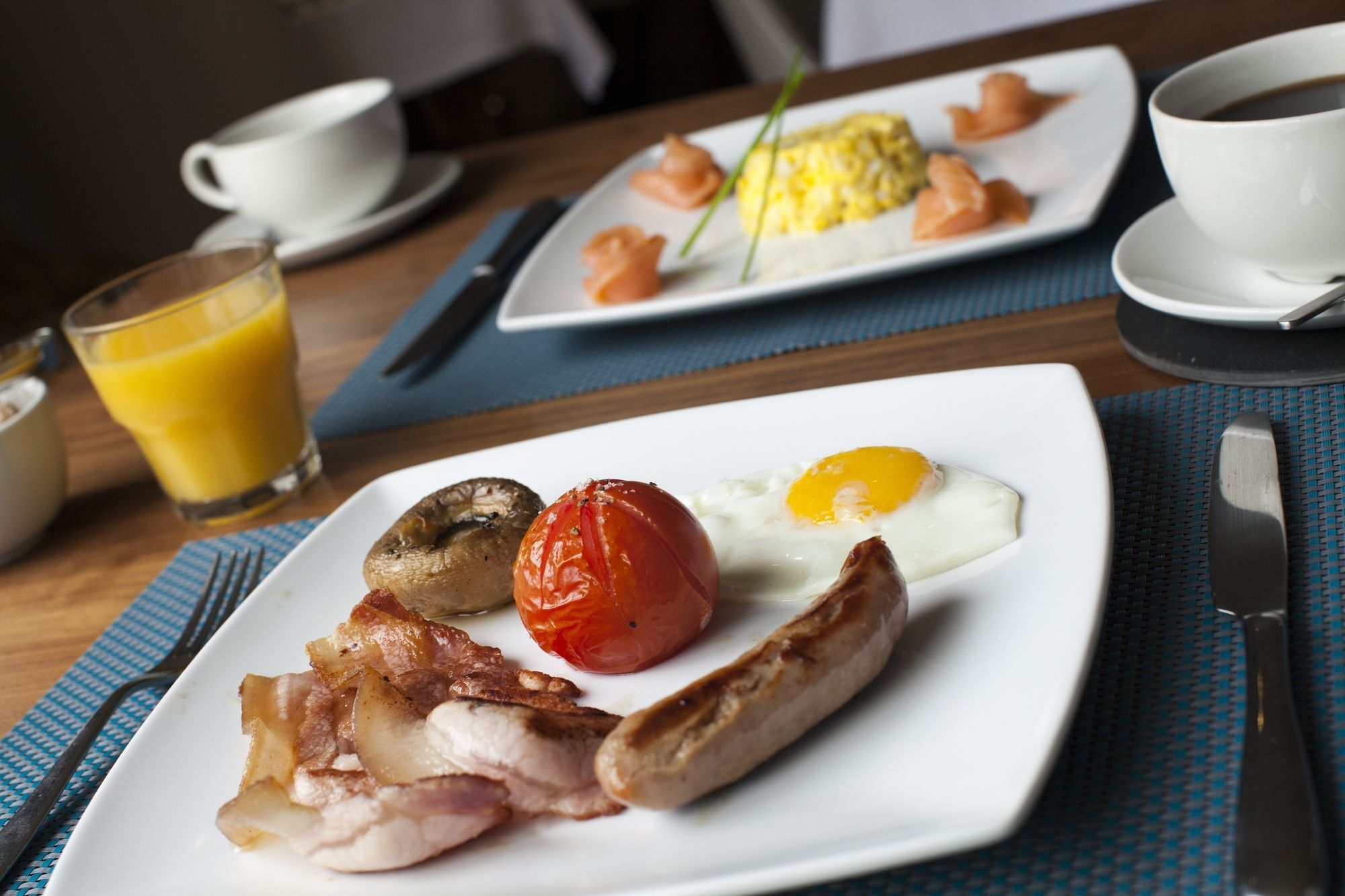 Asperion Hillside Hotel Guildford Ngoại thất bức ảnh