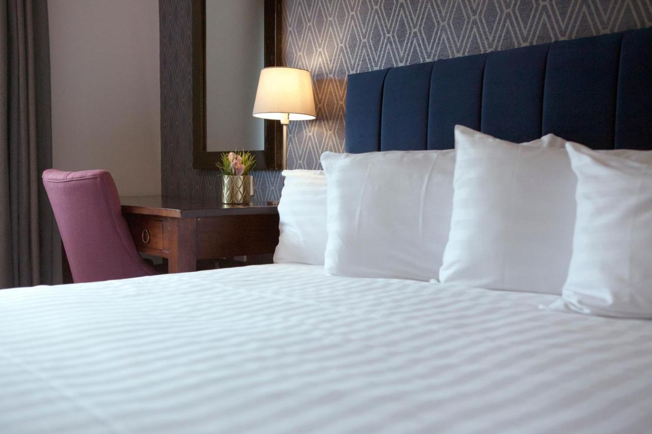Asperion Hillside Hotel Guildford Ngoại thất bức ảnh